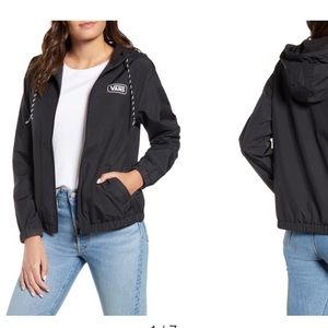 Vans zip up windbreaker⁉️❤️